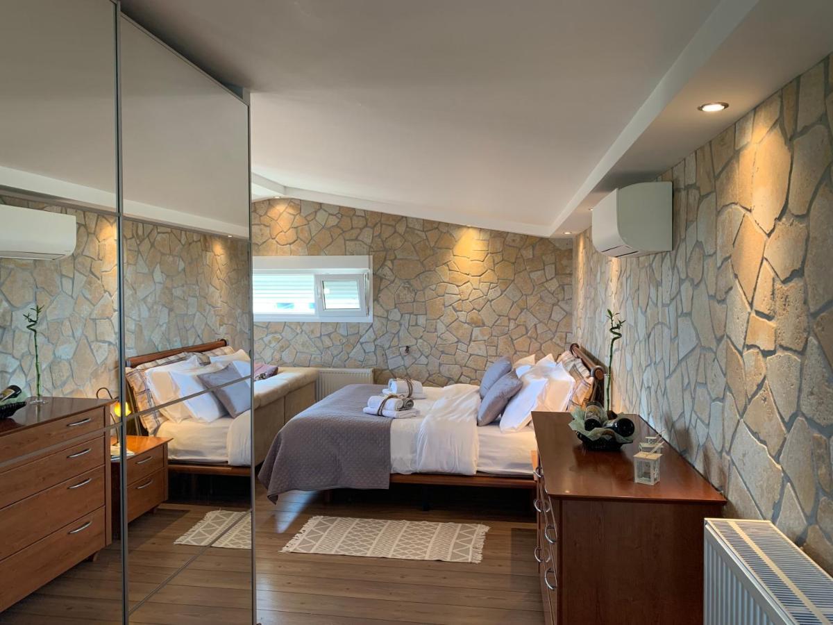 Doormat# Wait 'N Sea, Jacuzzi, Luxury Stone House Apartment Epanomi Bagian luar foto