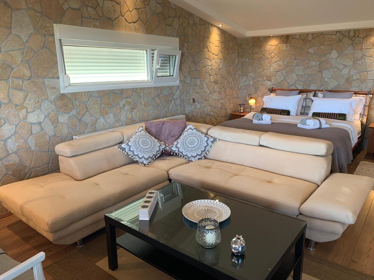 Doormat# Wait 'N Sea, Jacuzzi, Luxury Stone House Apartment Epanomi Bagian luar foto