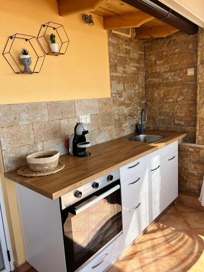 Doormat# Wait 'N Sea, Jacuzzi, Luxury Stone House Apartment Epanomi Bagian luar foto